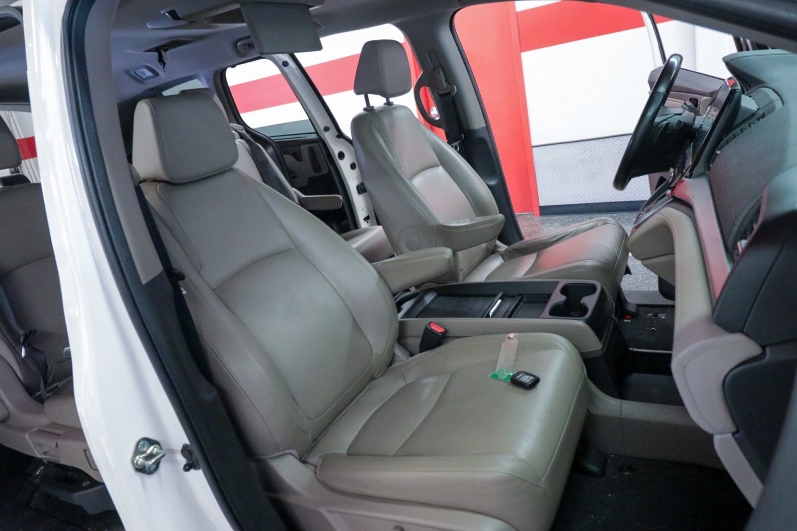 Used Car 2019 Honda Odyssey  Ex-l W/navi/res For Sale Under $30,000 In Austin, Texas