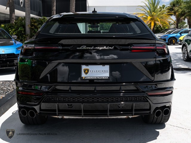 2023 Lamborghini Urus S in , 