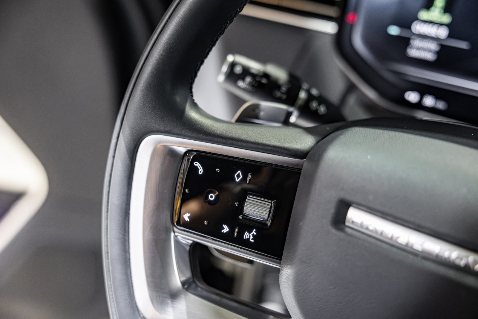 Used Car 2023 Land Rover Range Rover  Se For Sale Under $110,000 In Boerne, Texas