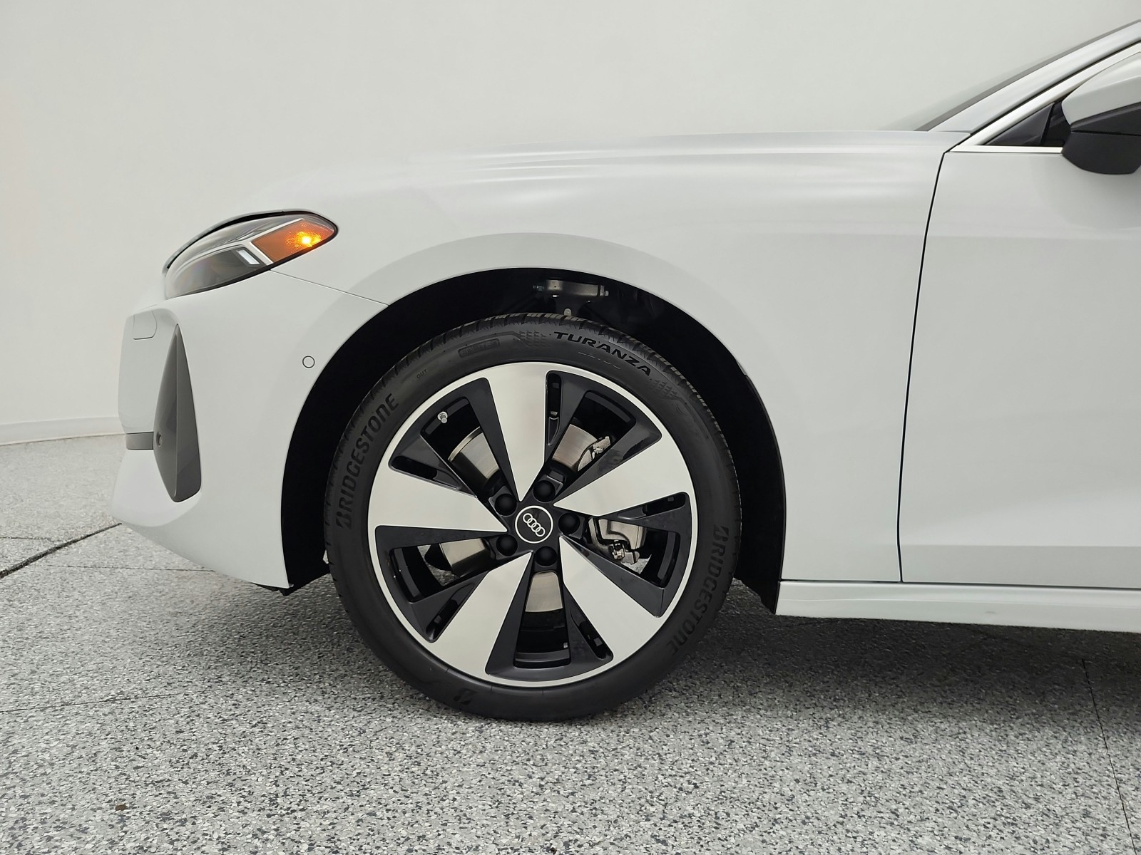 Used 2025 Glacier White Metallic Audi Premium Plus image 18