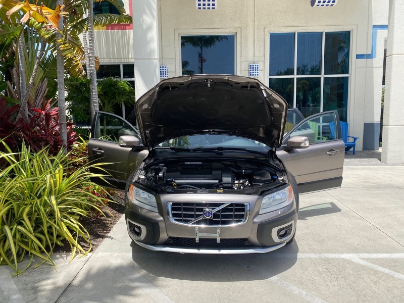 2009 Volvo XC70 3.0T AWD WAGON LOW MILES 78683 in , 