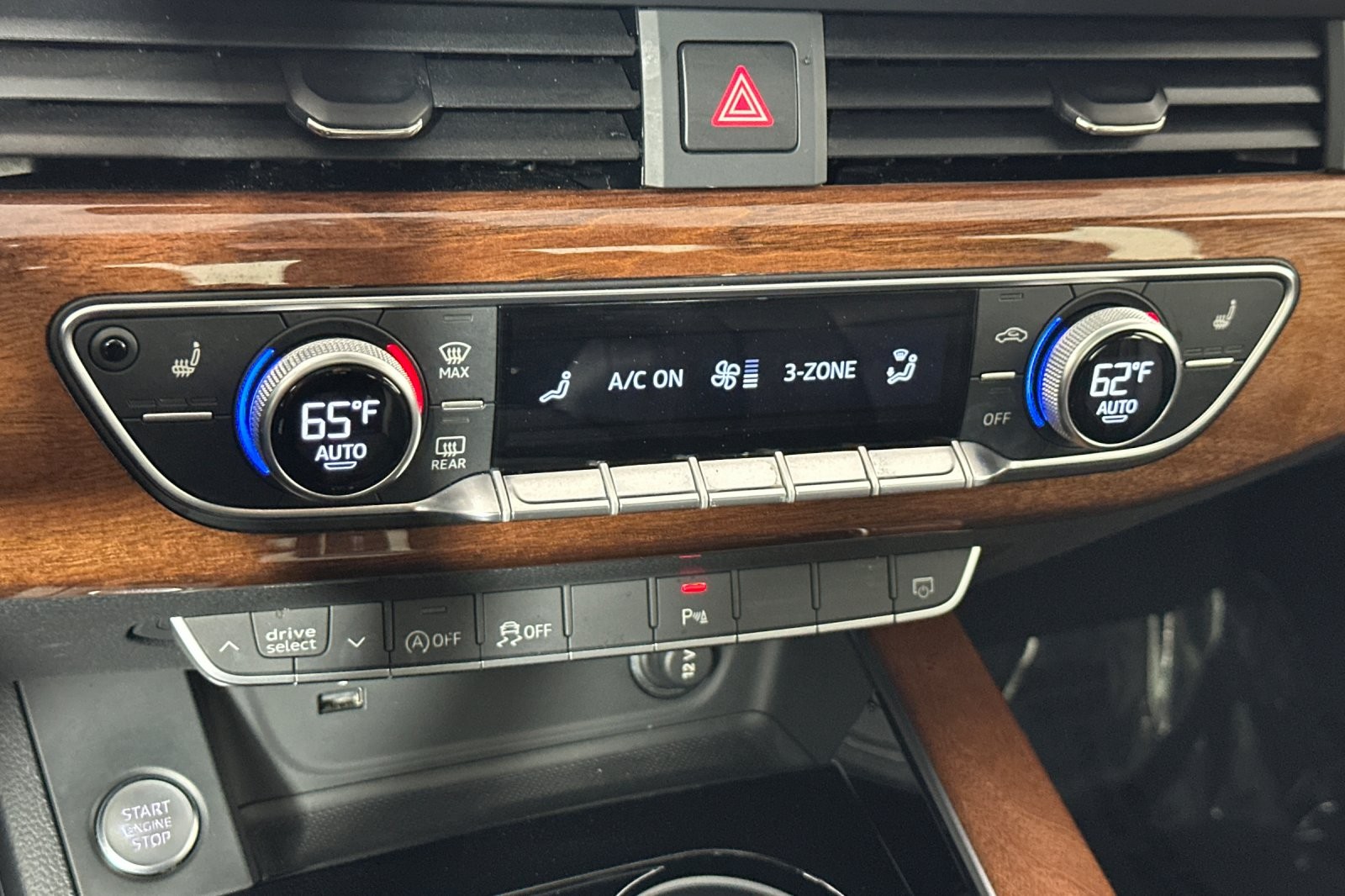 Used 2023 Brilliant Black Audi Premium 40 TFSI quattro image 18