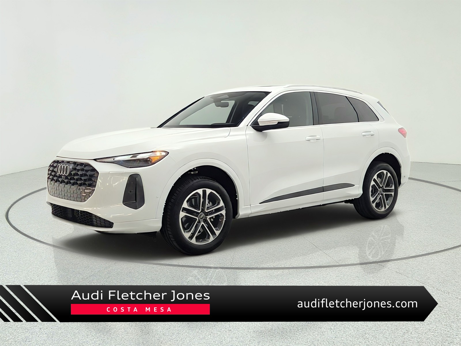 Glacier White Metallic 2025 Audi Q5 SUV / Crossover All-Wheel Drive Automatic