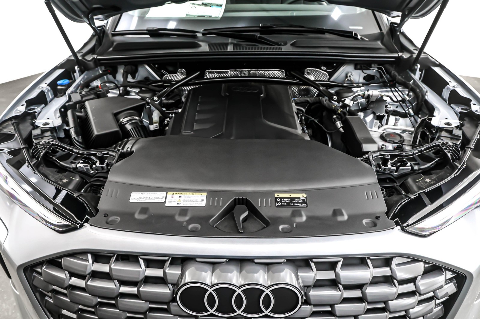 New 2025 Florett Silver Metallic Audi Premium Plus 2.0 TFSI quattro image 11