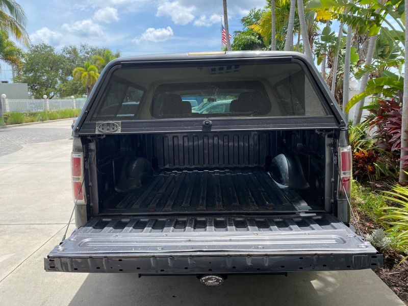 2010 Ford F-150 4 DR CREW XL LOW MILES 34,625 in , 