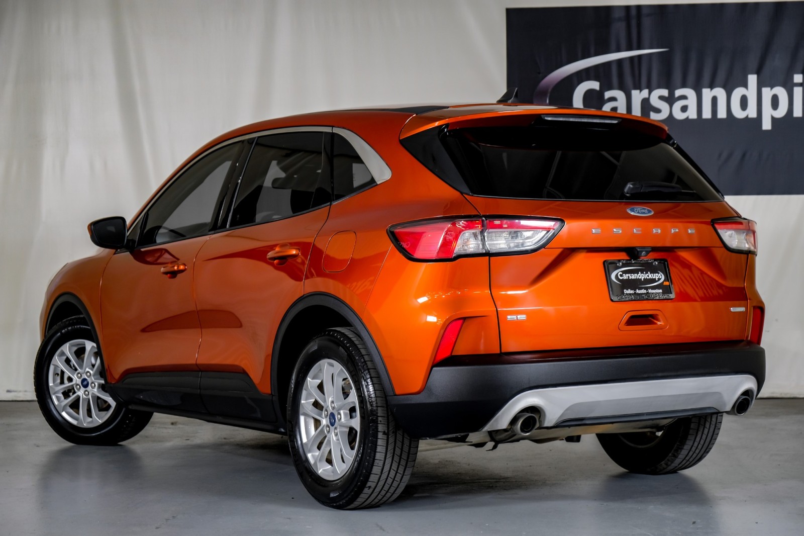 2020 Ford Escape SE 10