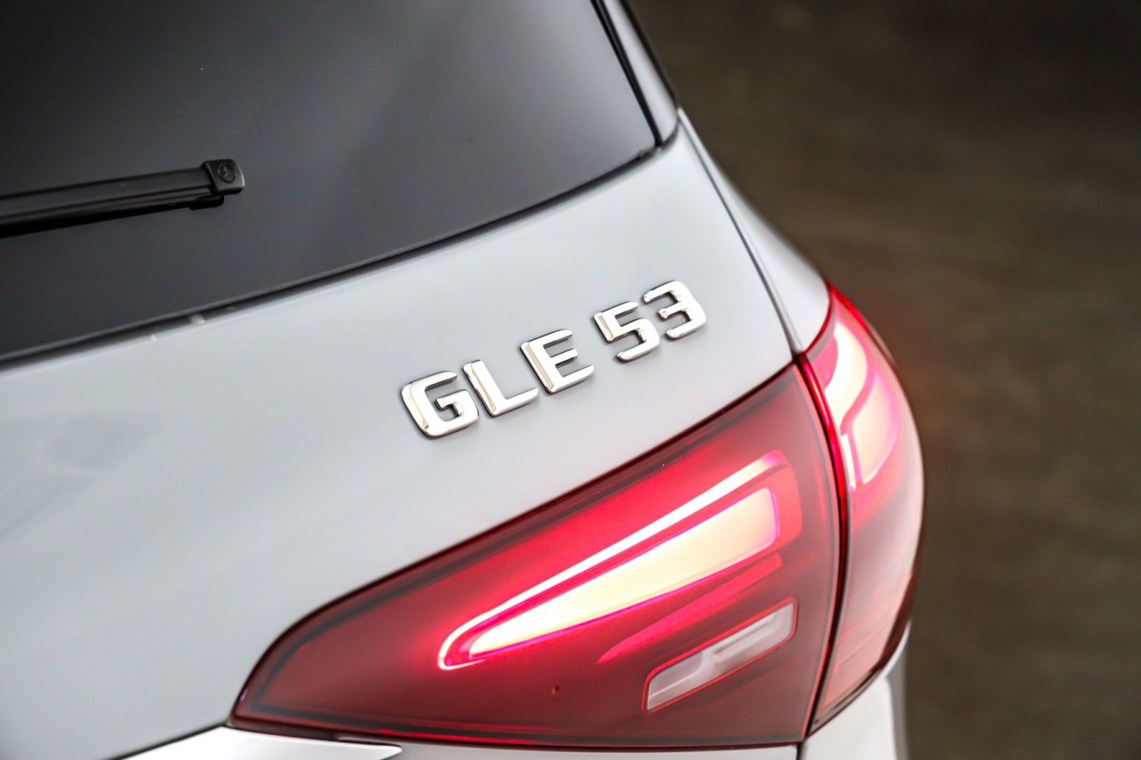 New 2026 MANUFAKTUR Alpine Grey Mercedes-Benz AMG® GLE 53 image 9