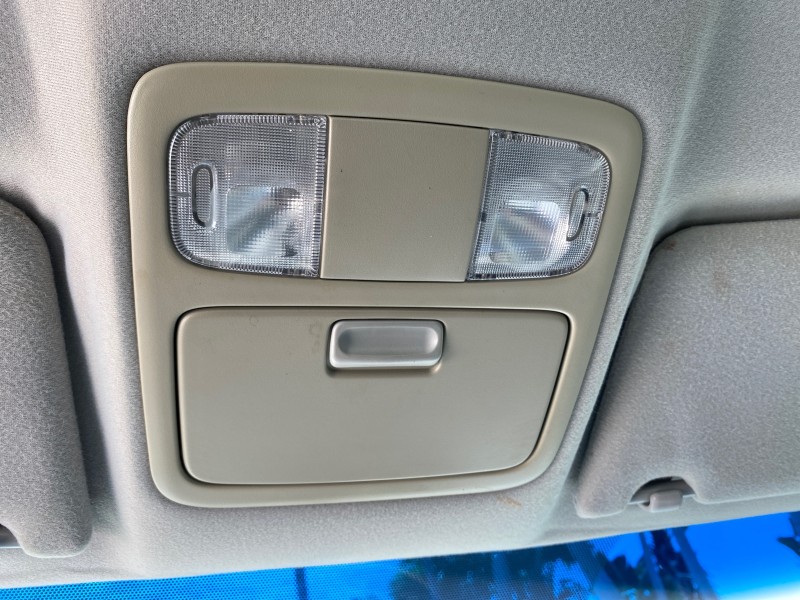 2003 Toyota Camry LE LOW MILES 61,005 in , 