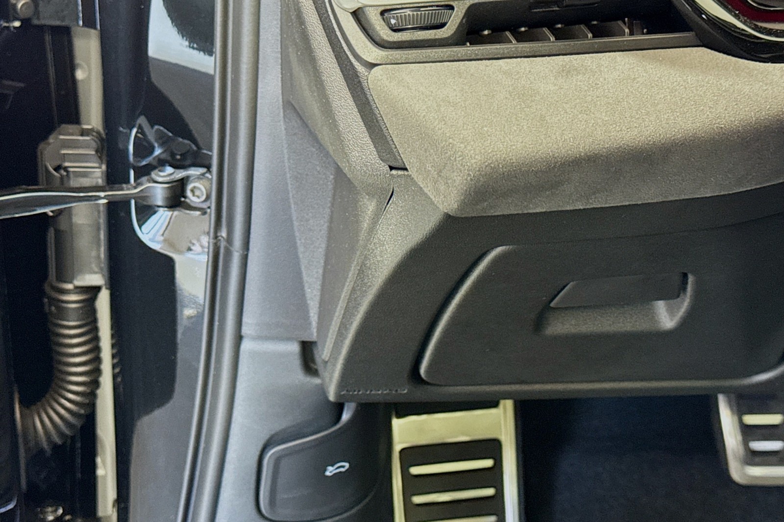 New 2025 Mythos Black Metallic Audi Premium Plus 3.0 TFSI quattro image 12