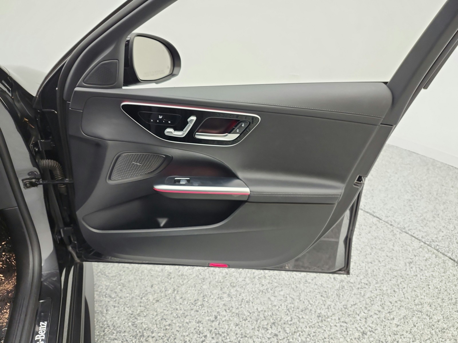 Used 2023 Graphite Grey Metallic Mercedes-Benz C 300 Sedan image 37