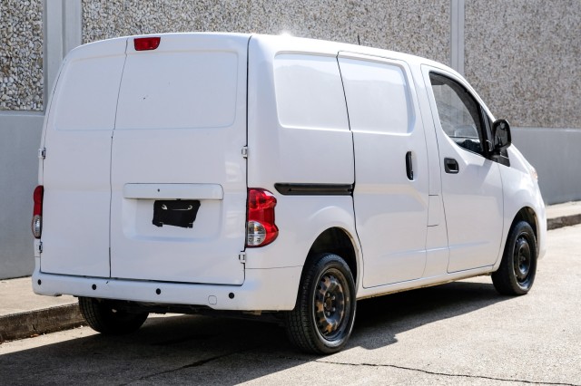 2018 Nissan NV200 Compact Cargo SV 11