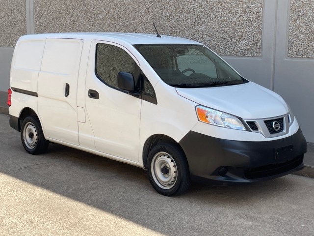 2017 Nissan NV200 Compact Cargo S 8