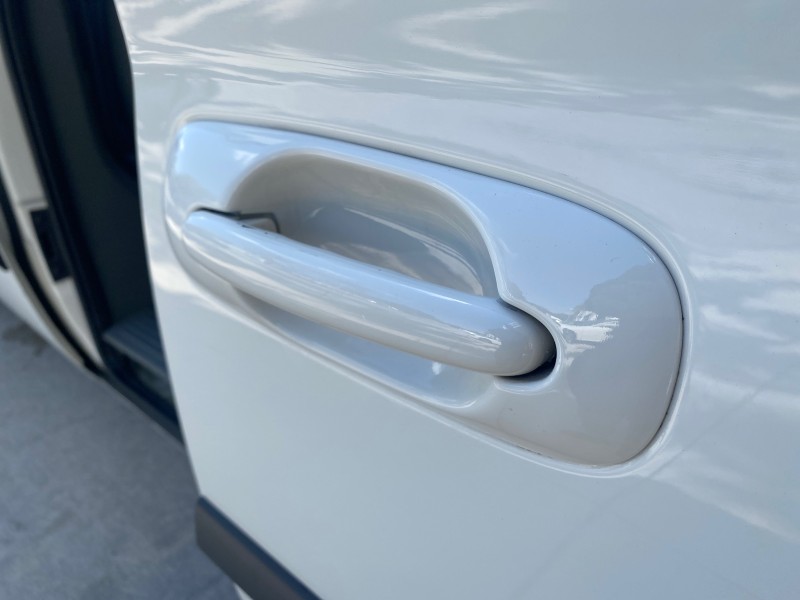 2006 Dodge Caravan SXT LOW MILES 28,367 1 OWNER HANDICAP LIFT in , 