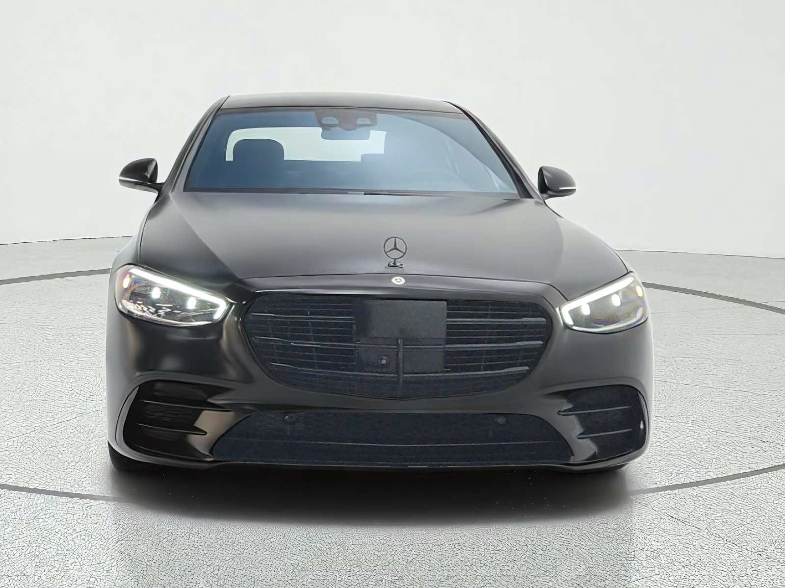 Used 2023 Black Mercedes-Benz S 580 4MATIC® Sedan image 2
