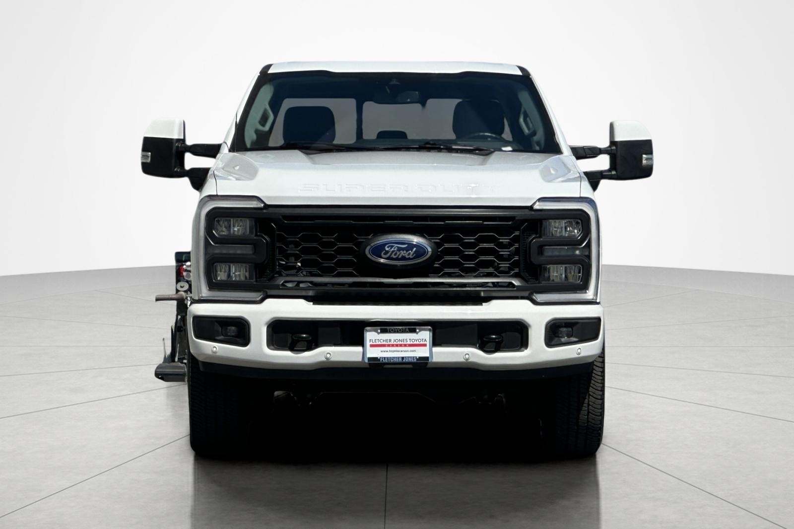 Used 2023 Oxford White Ford LARIAT image 8