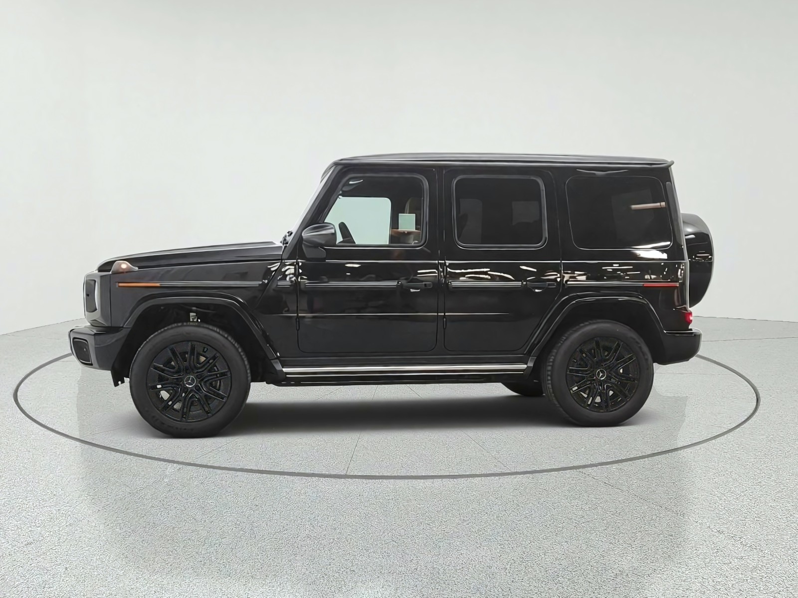 New 2027 Obsidian Black Metallic Mercedes-Benz G 580e SUV image 8