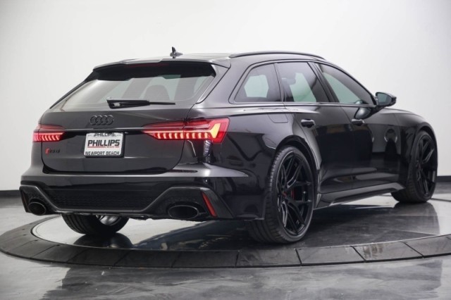 2023 Audi RS 6 Avant  4