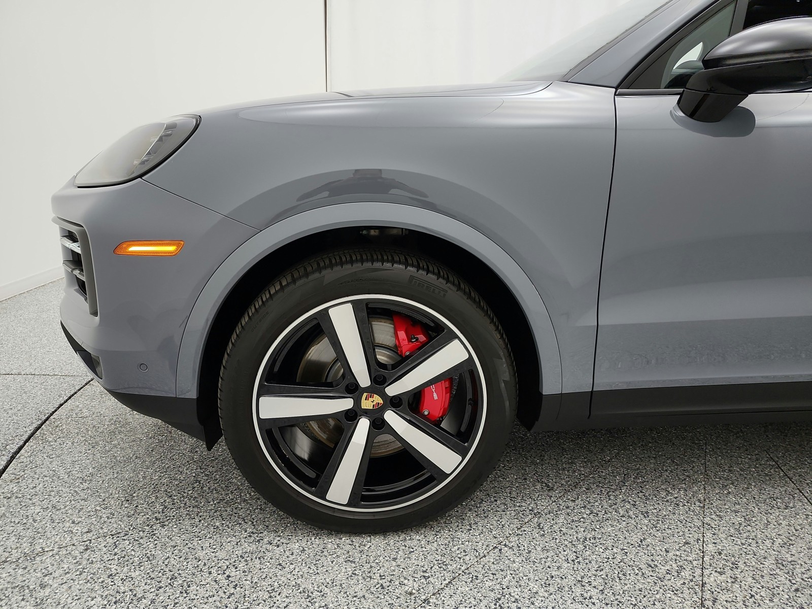 Used 2024 Arctic Grey Porsche S AWD image 17