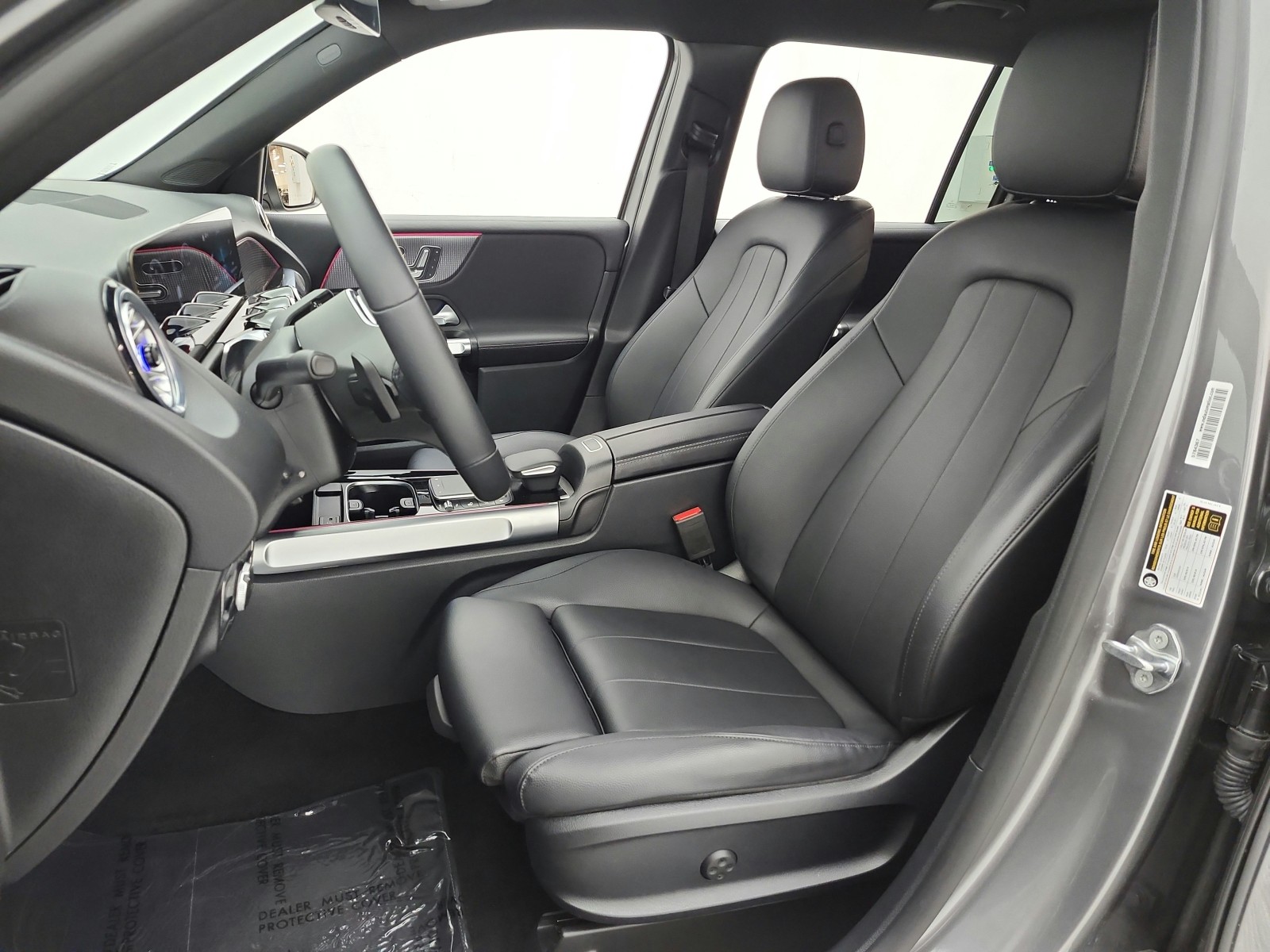 Used 2023 Mountain Grey Metallic Mercedes-Benz GLB 250 SUV image 13