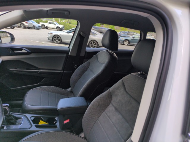VolkswagenTaos18