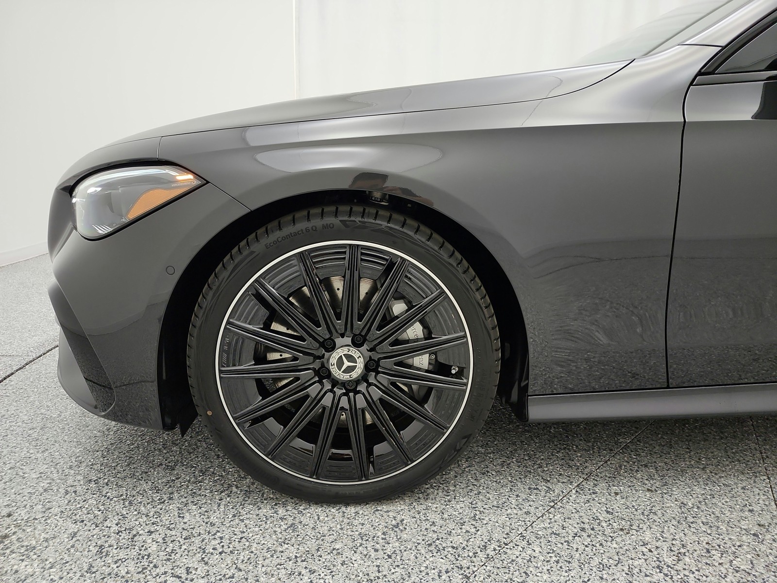 New 2027 Graphite Grey Metallic Mercedes-Benz CLE 450 4MATIC® Coupe image 13