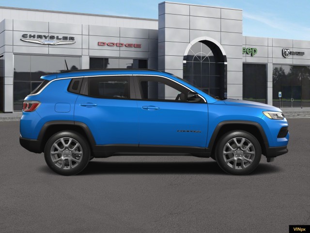 2024 Jeep Compass Latitude Lux 9