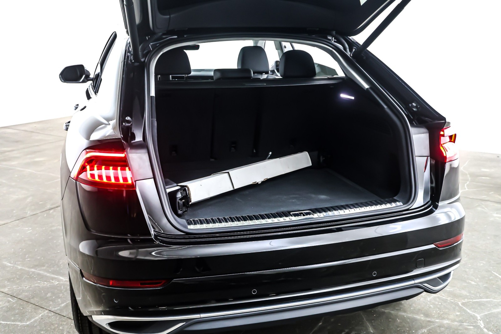 Used 2023 Mythos Black Metallic Audi Premium Plus 55 TFSI quattro image 24