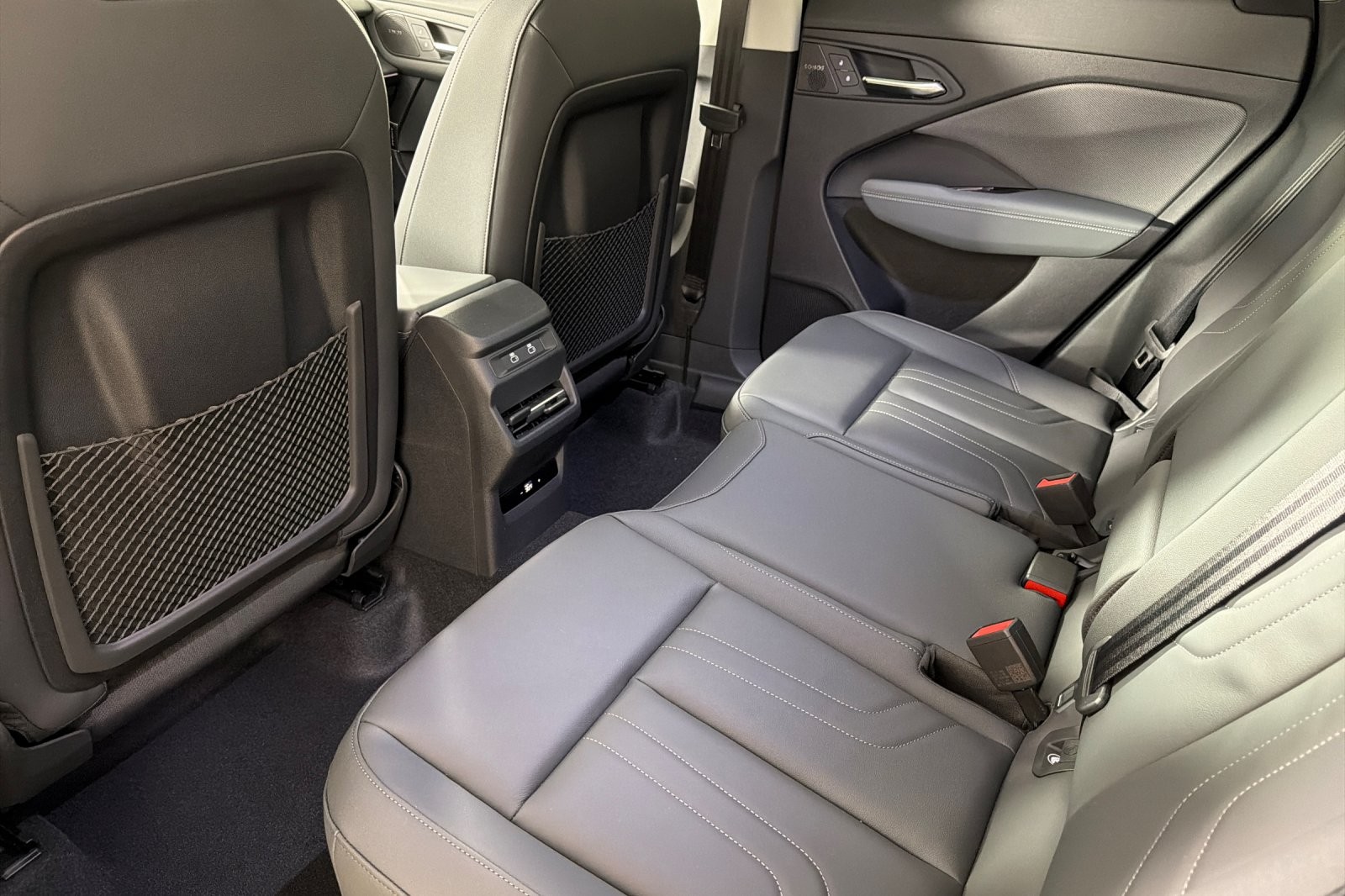 New 2026 Daytona Gray Pearl Effect Audi S line quattro image 11