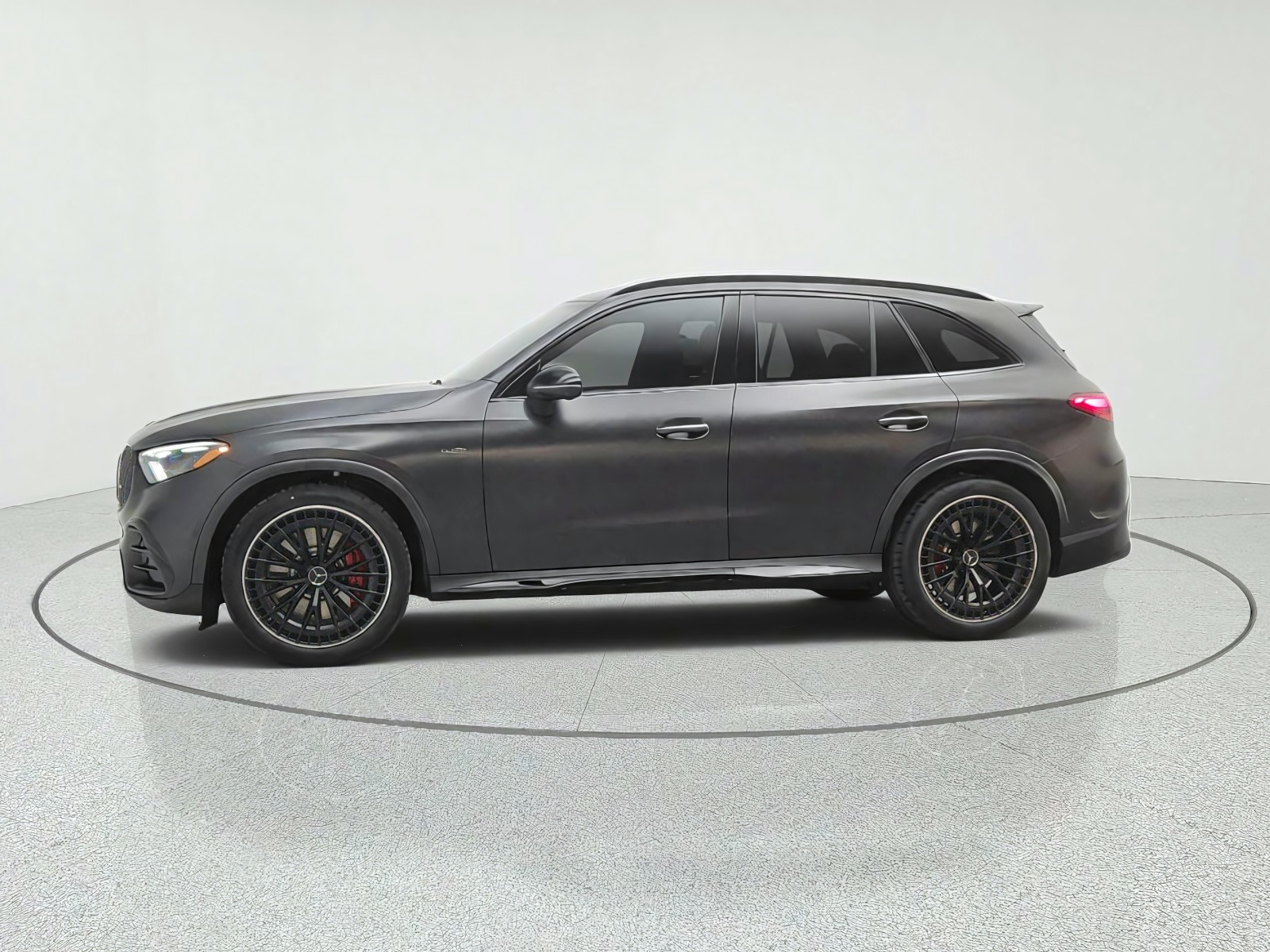 New 2027 MANUFAKTUR Graphite Grey Magno Mercedes-Benz AMG® GLC 53 4MATIC+ SUV image 8