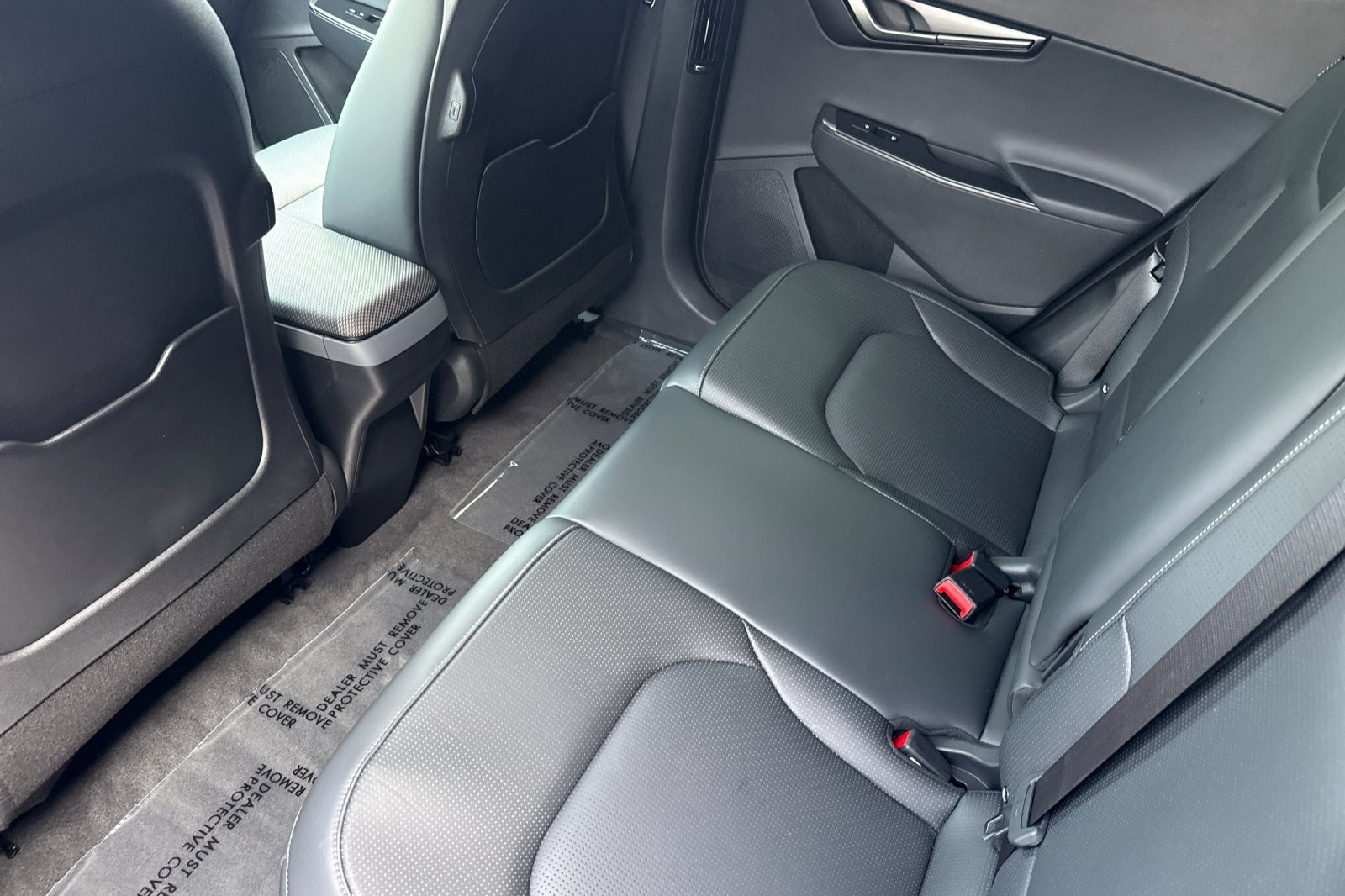 Used 2025 Ebony Black Kia Light Long Range AWD image 11