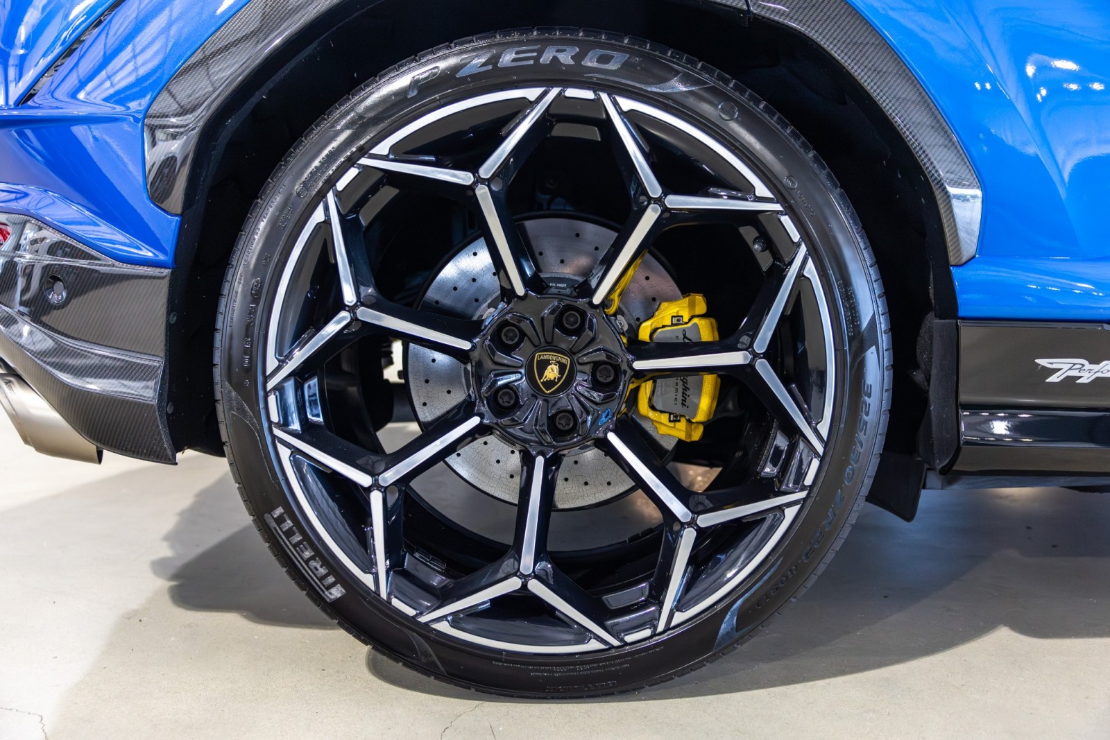 Used Car 2024 Lamborghini Urus  Performante For Sale Under $320,000 In Boerne, Texas