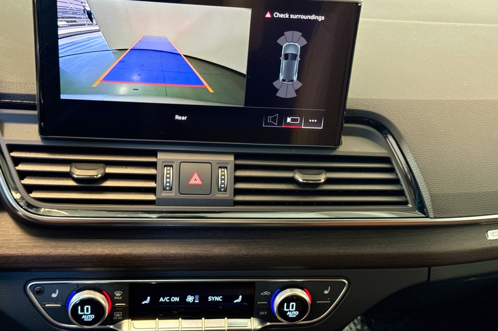 Used 2022 FLORETTE SILVER Audi S line Premium image 14