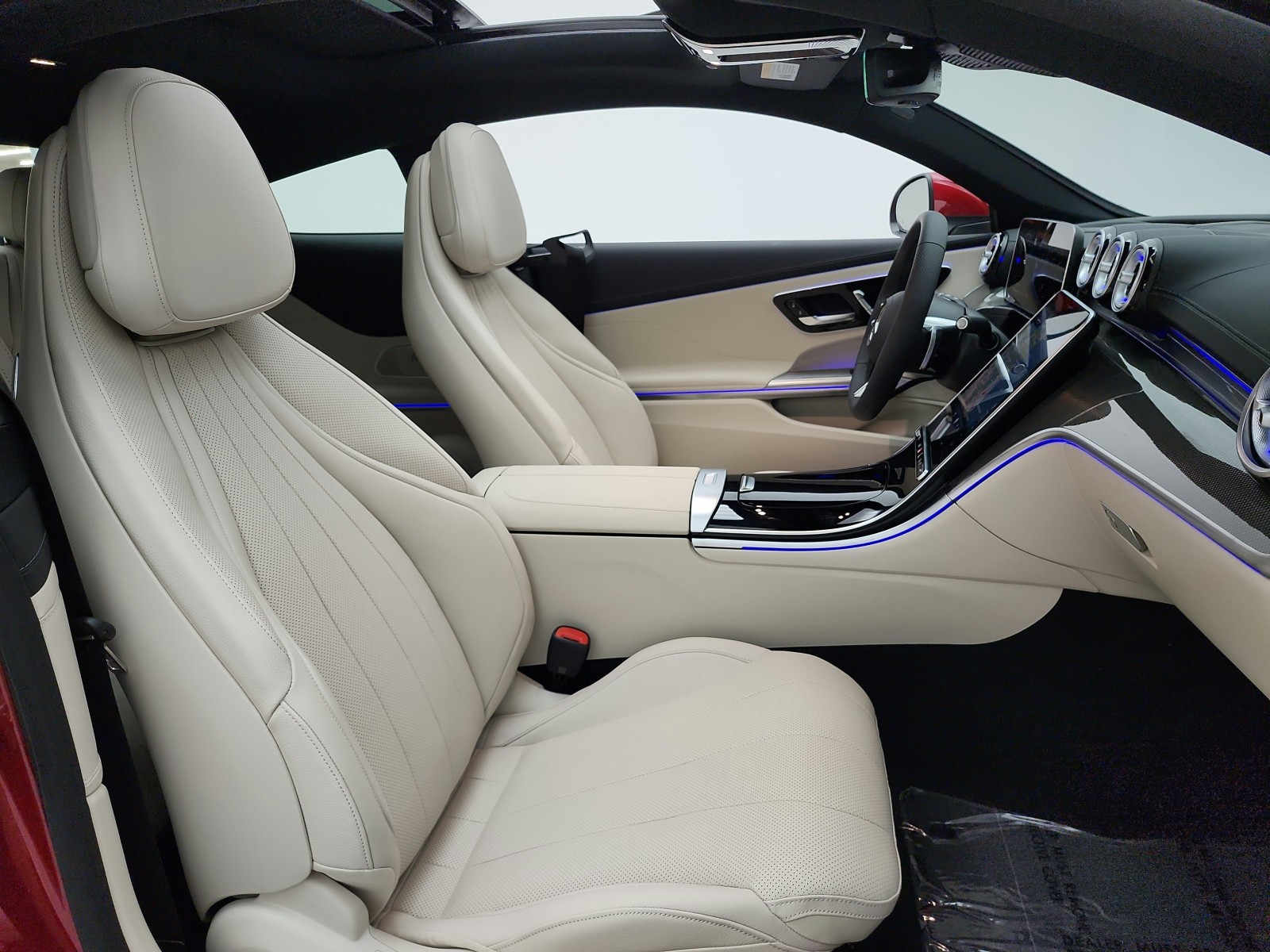 New 2027 MANUFAKTUR Patagonia Red Metallic Mercedes-Benz CLE 450 4MATIC® Coupe image 14