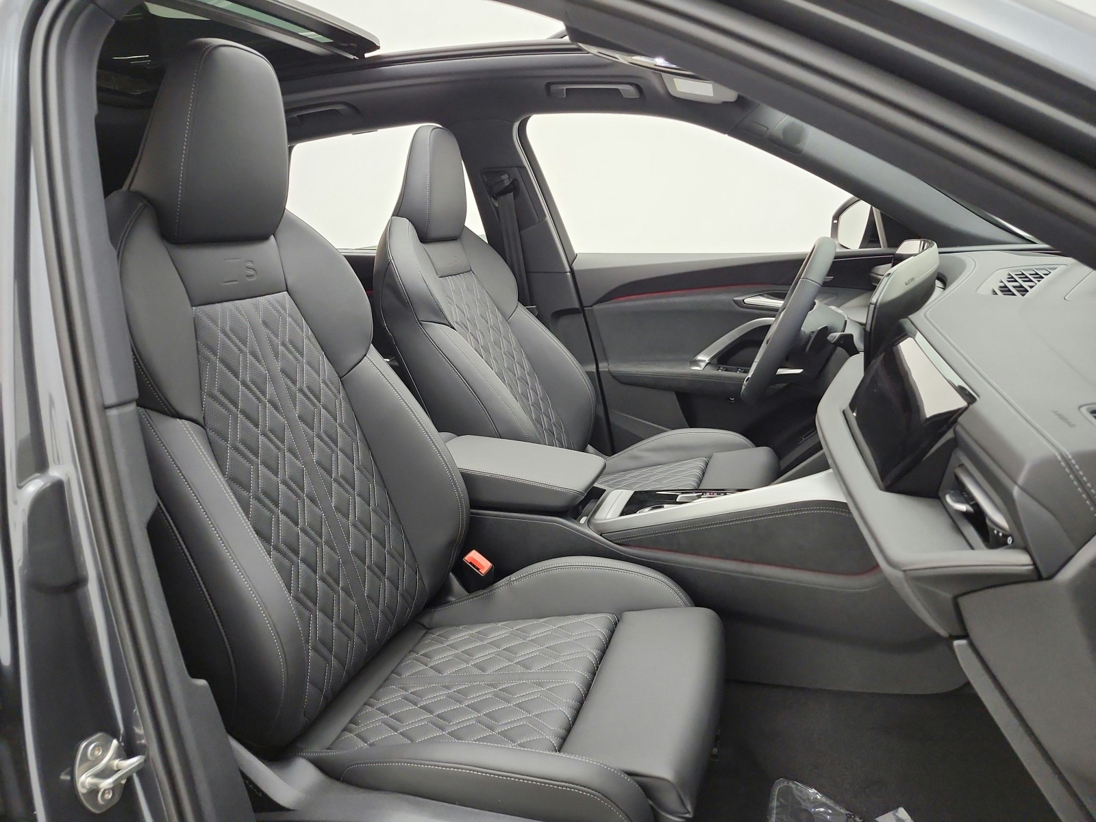 New 2026 Daytona Gray Pearl Effect Audi Premium Plus 3.0 TFSI quattro image 15