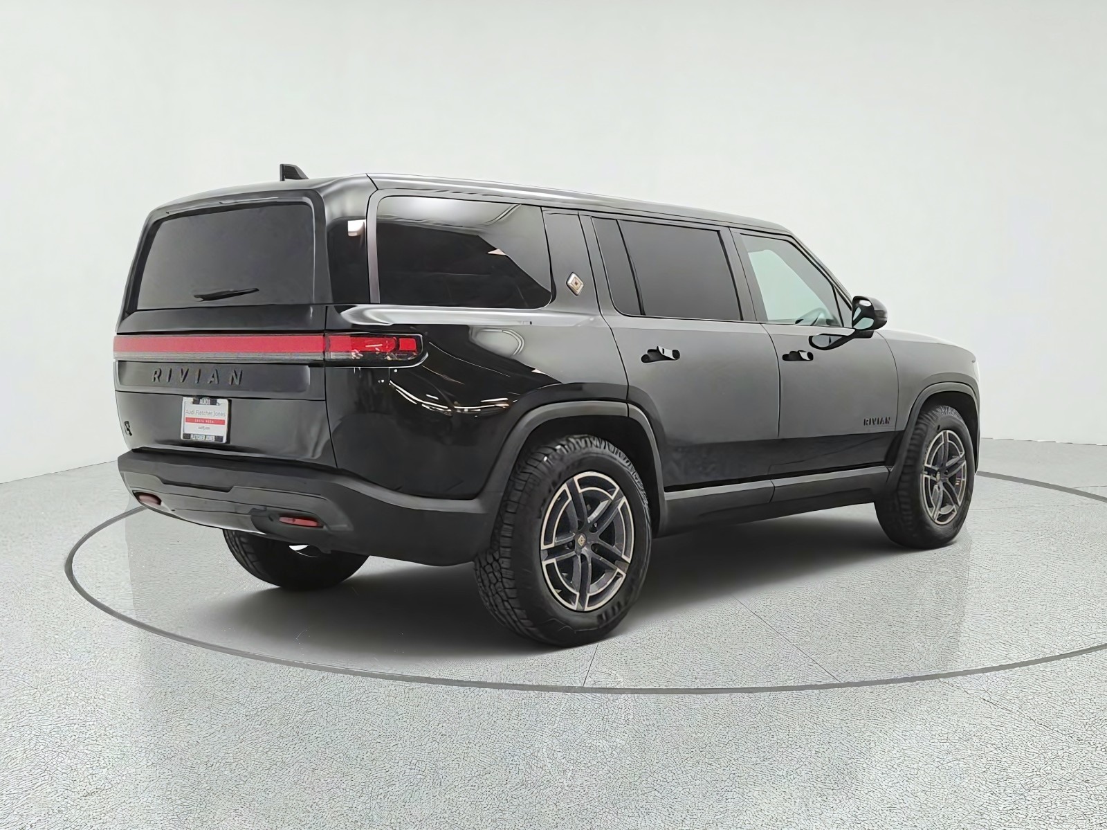 Used 2025 Midnight Rivian Adventure image 5
