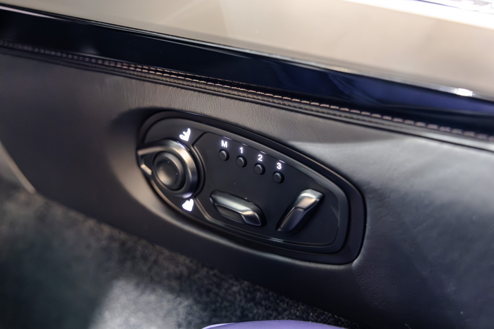 Used Car 2025 Aston Martin Vanquish  For Sale Under $420,000 In Boerne, Texas