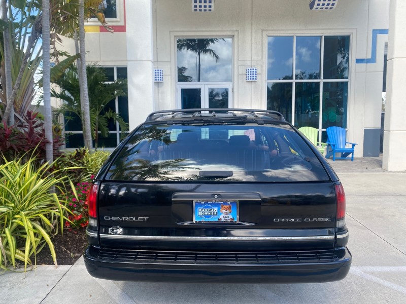 1993 Chevrolet Caprice Classic STATON WAGON 1 OWNER in , 