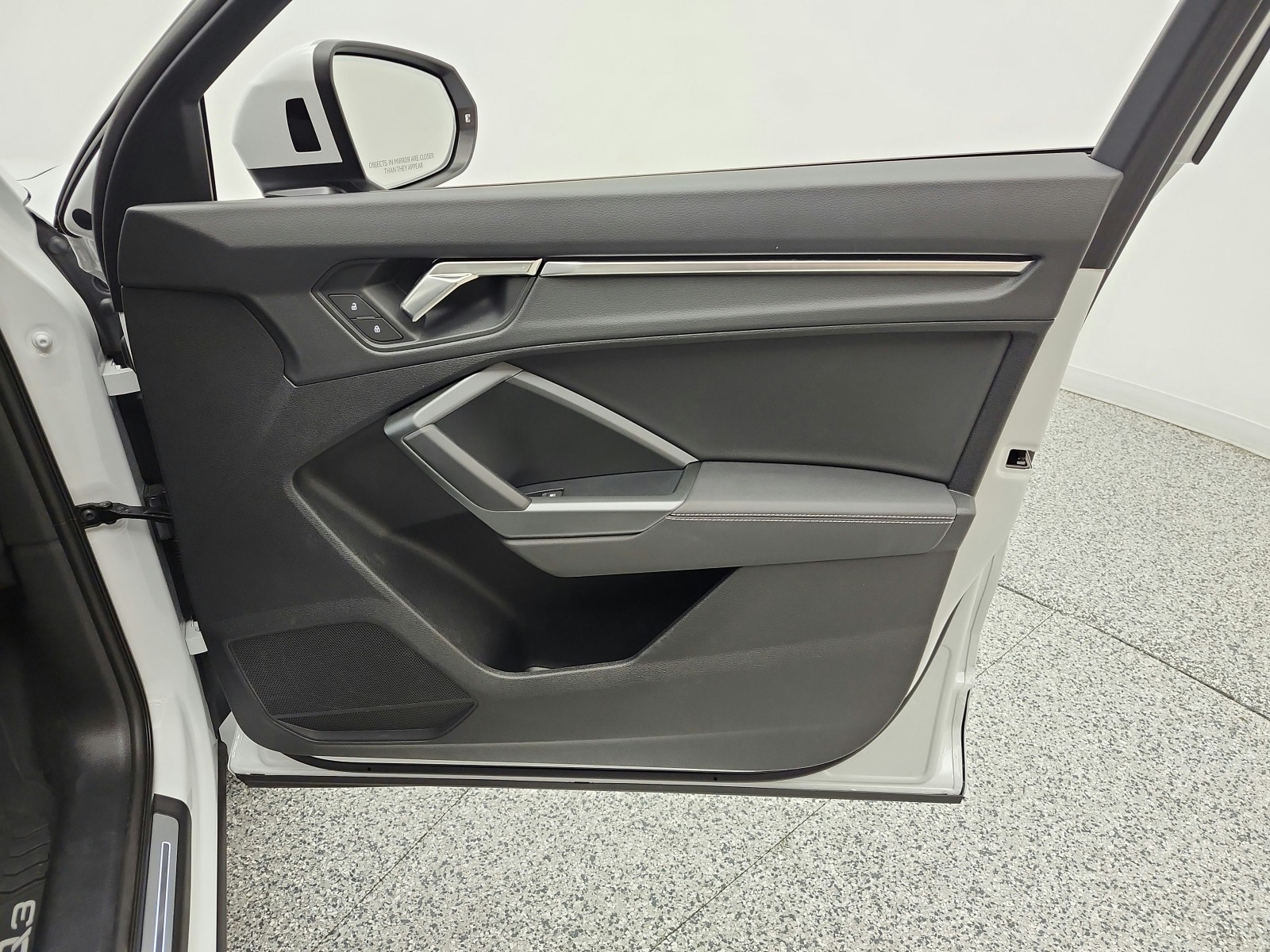 Used 2025 Glacier White Metallic Audi S line Premium image 20
