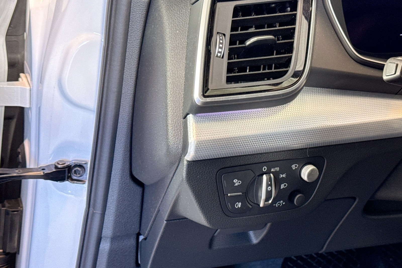 Used 2024 Arkona White Audi S line Prestige image 10