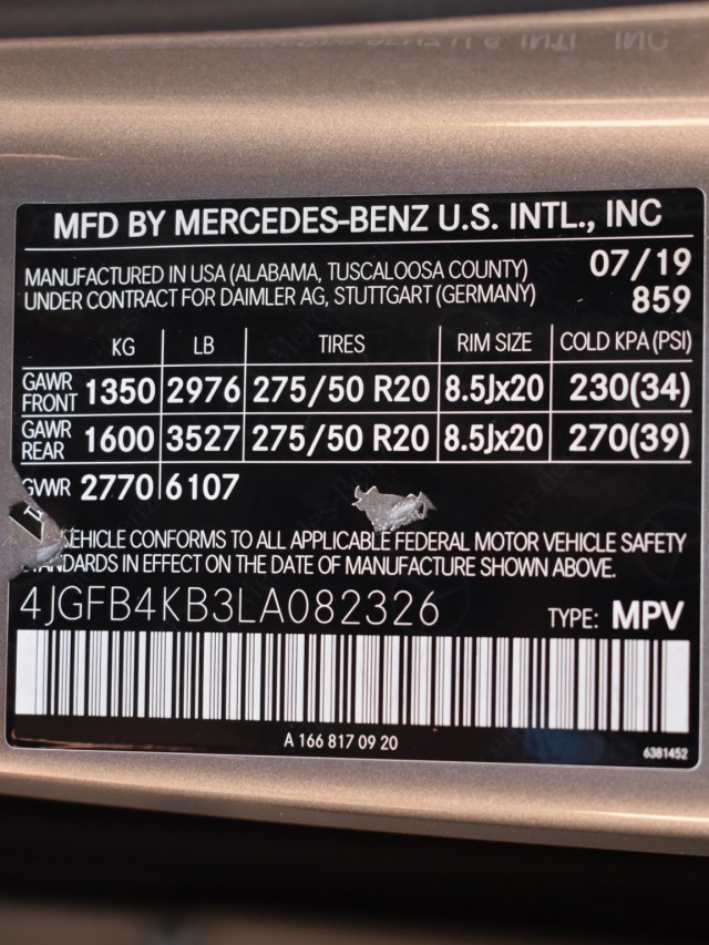 2020 Mercedes-Benz GLE Premium Pkg. Park Assist Pano Moonroof Heated front Seats Burmester Sound Tow Pkg. 20 Wheels MSRP $64,400 52