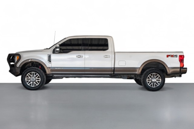 2017 Ford F-350 SRW King Ranch 11