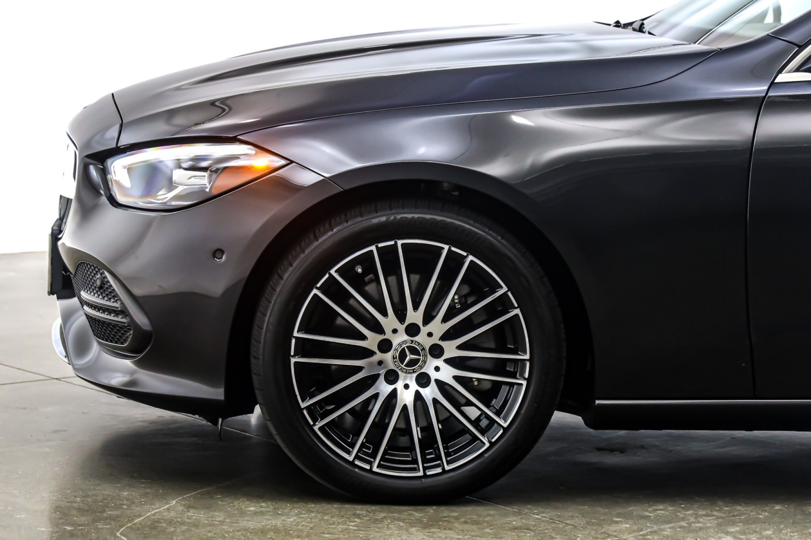Used 2023 Graphite Grey Metallic Mercedes-Benz C 300 Sedan image 10