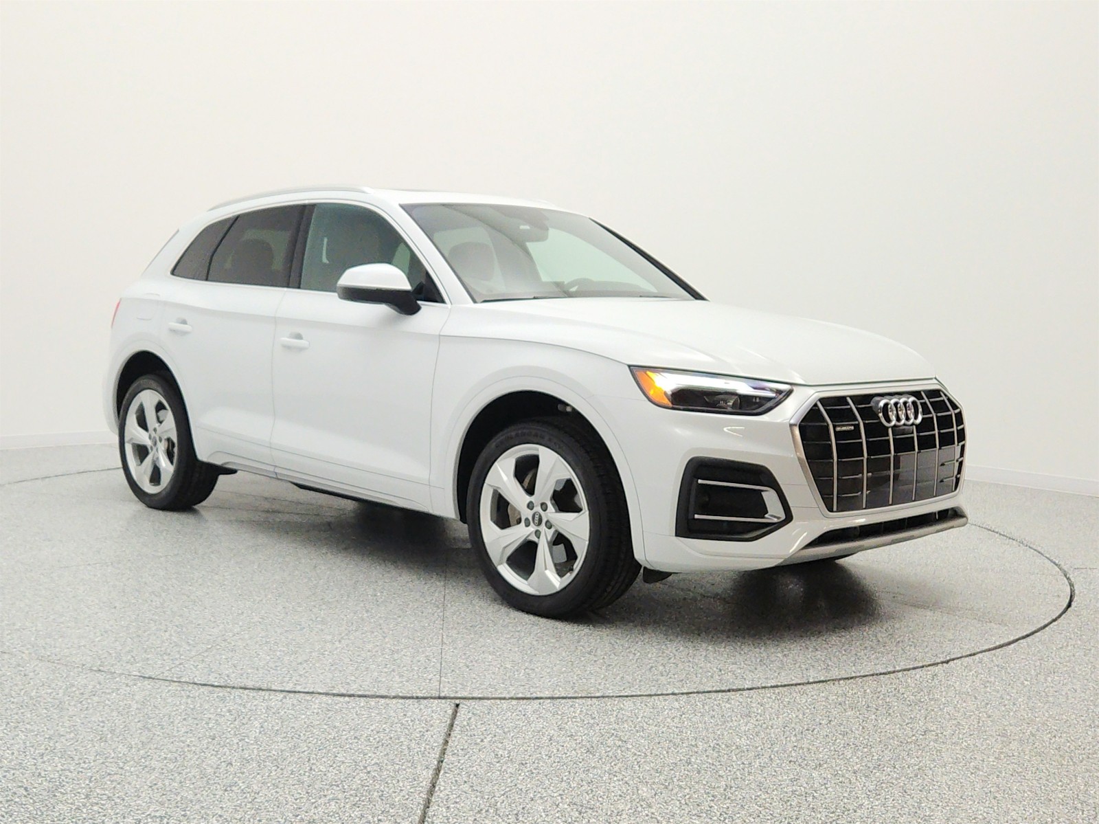 Used 2021 Glacier White Metallic Audi Premium Plus 45 TFSI quattro image 3
