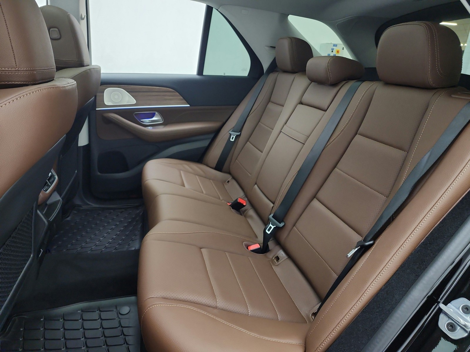 New 2026 Obsidian Black Metallic Mercedes-Benz GLE 350 image 11