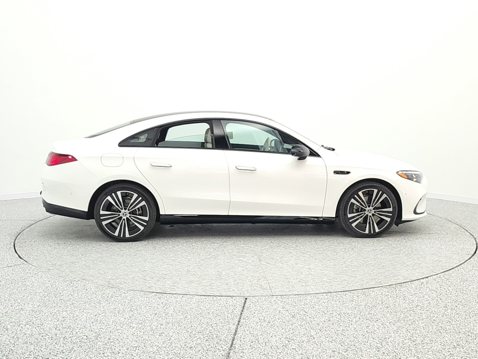 New 2026 Polar White Mercedes-Benz CLA 350 image 4