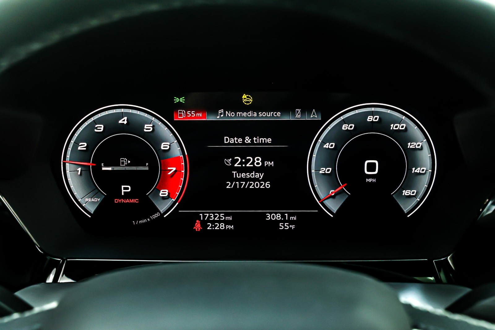 Used 2024 Daytona Gray Pearl Effect Audi Premium Plus 2.0 TFSI quattro image 20