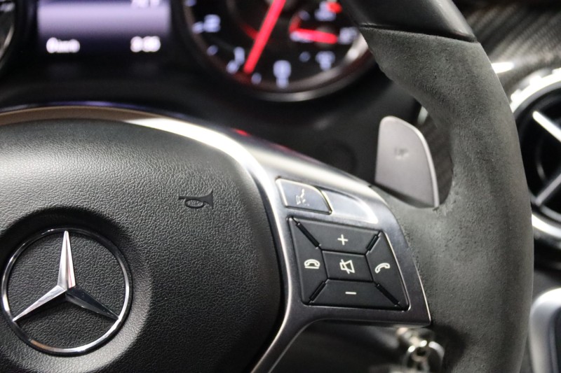 2015 Mercedes-Benz GLA 45 AMG 4MATIC w/Performance Pkgs 4dr Suv in , 