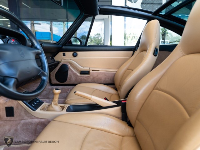 Porsche 911 Carrera