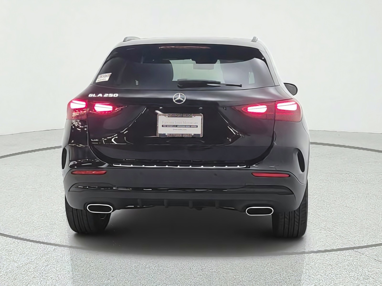 New 2026 Cosmos Black Metallic Mercedes-Benz GLA 250 SUV image 6