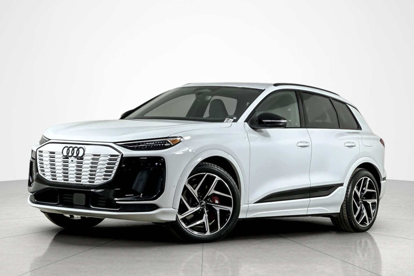 2025 Audi SQ6 e-tron Premium Plus quattro